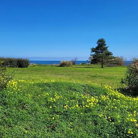 Maison Au Bord De La بيت للعطل